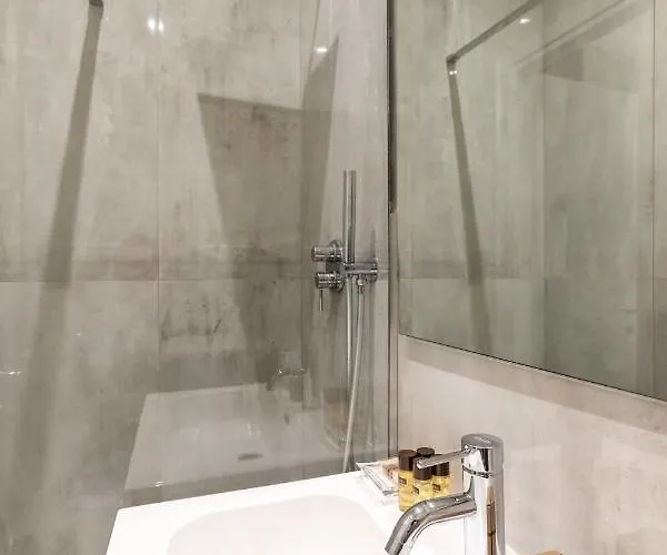Suites 44 Via Cicerone - Vatican&Castel Sant'Angelo Affittacamere Roma